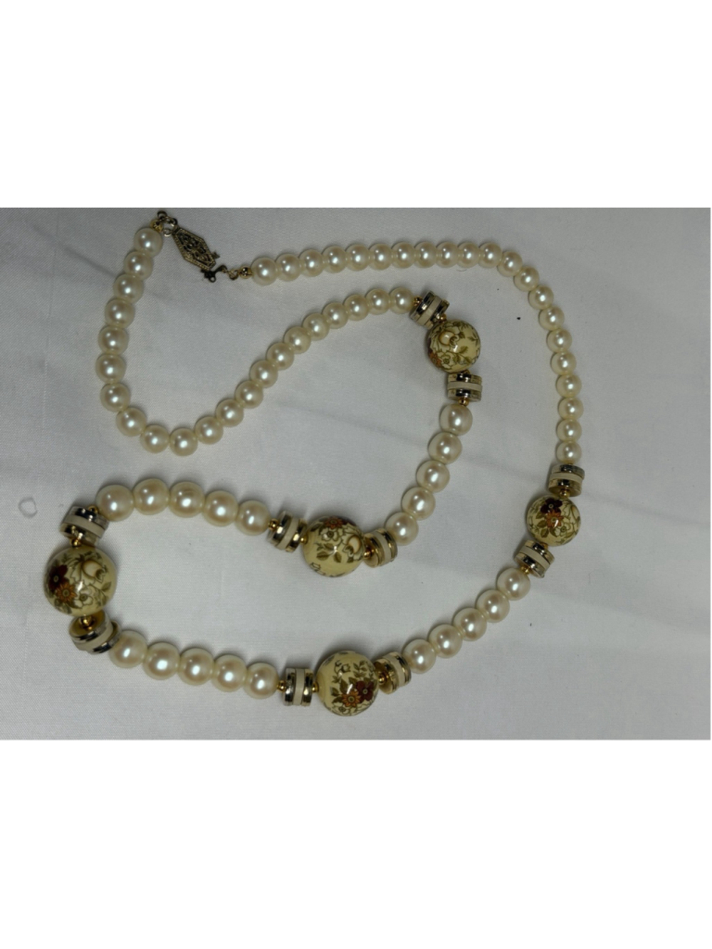 Faux Pearl Floral Beaded Necklace Gold Tone Vintage Japan 14”